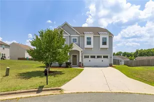 6602 Minstrel Ct, Whitsett, NC 27377 - Photo 2