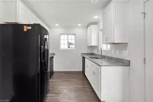 3633 Foxton Dr, Winston-Salem, NC 27105 - Photo 10