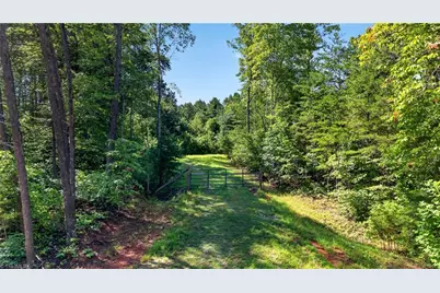2585 Flat Rock Road, Pinnacle, NC 27043 - Photo 2