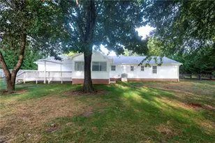 865 Lewisville Vienna Rd, Lewisville, NC 27023 - Photo 32