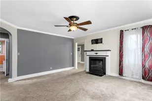 2442 Hoskins Rd, Burlington, NC 27215 - Photo 6
