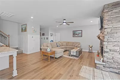 139 Snickers Court, Lexington, NC 27295 - Photo 6