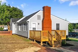 2301 Maple St, Greensboro, NC 27405 - Photo 32