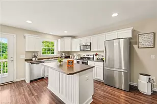 897 Breeze Hill Rd, Asheboro, NC 27203 - Photo 6