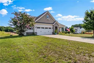 108 Sprucewood Ct, Advance, NC 27006 - Photo 4