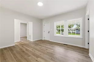 1202 Ridge Ave, Eden, NC 27288 - Photo 6