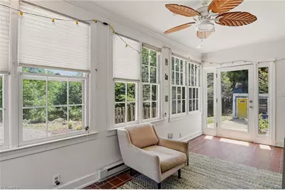 2209 W Friendly Avenue, Greensboro, NC 27403 - Photo 20