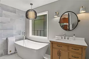 2209 W Friendly Ave, Greensboro, NC 27403 - Photo 16
