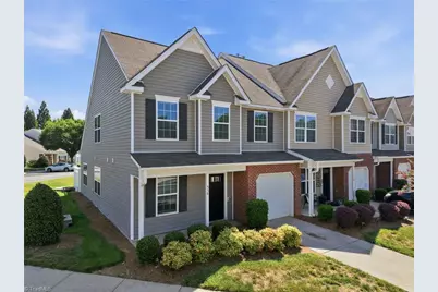 538 Song Sparrow Lane, Greensboro, NC 27409 - Photo 2