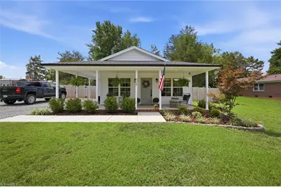 408 Grandview Avenue, Liberty, NC 27298 - Photo 1