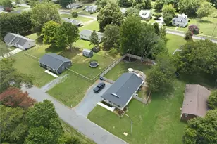 408 Grandview Ave, Liberty, NC 27298 - Photo 40
