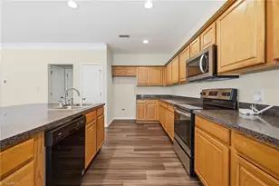 2211 Rindle Dr, High Point, NC 27262 - Photo 10