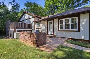 515 Miltwood Dr, Greensboro, NC 27455 - Photo 2