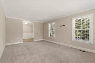 515 Miltwood Dr, Greensboro, NC 27455 - Photo 8