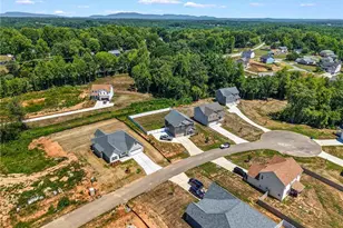 211 Timber Hl Ct, Rural Hall, NC 27045 - Photo 4