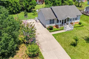 105 McCleskey Dr, Yadkinville, NC 27055 - Photo 6