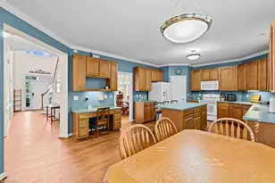 17 Mainsail Ct, Greensboro, NC 27455 - Photo 18