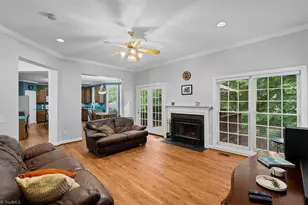 17 Mainsail Ct, Greensboro, NC 27455 - Photo 20
