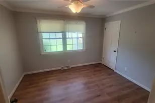 212 Vandyke St, Kernersville, NC 27284 - Photo 6