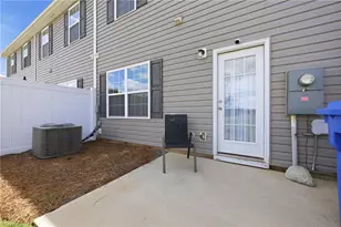 1365 Isley Ln, Kernersville, NC 27284 - Photo 26