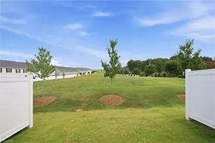 1365 Isley Ln, Kernersville, NC 27284 - Photo 28