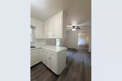 5701 Cates Drive, Greensboro, NC 27409 - Photo 16