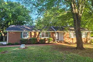 5701 Cates Dr, Greensboro, NC 27409 - Photo 4