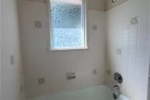 5701 Cates Dr, Greensboro, NC 27409 - Photo 20