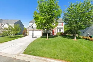 3174 Rock Pond Cir, High Point, NC 27265 - Photo 2