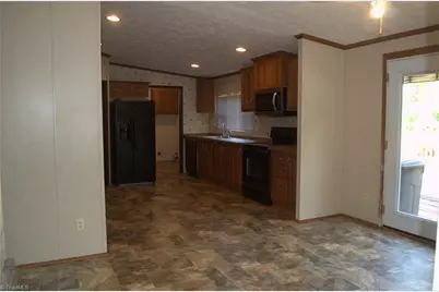 6936 Nc Highway 67, East Bend, NC 27018 - Photo 6