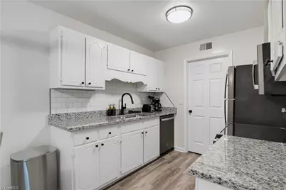 2235 Sunderland Road #105C, Winston-Salem, NC 27103 - Photo 12