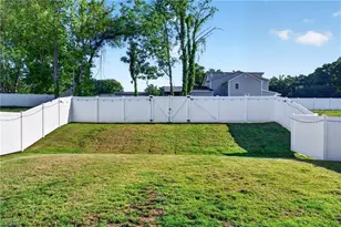 5351 Becks Church Rd, Winston-Salem, NC 27106 - Photo 10