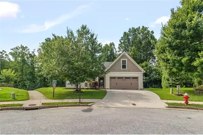 209 Waters Edge Drive, Archdale, NC 27263 - Photo 2