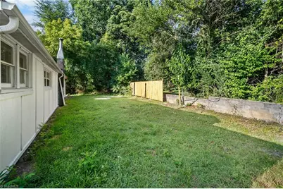710 Edgewood Avenue, Thomasville, NC 27360 - Photo 4