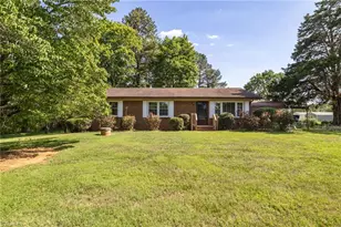 1130 Nc Hwy 770, Mayodan, NC 27027 - Photo 2