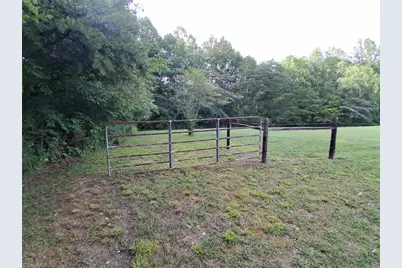 307 Valleygreen Trail, Pinnacle, NC 27043 - Photo 20