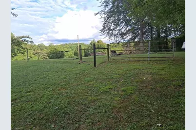 307 Valleygreen Trail, Pinnacle, NC 27043 - Photo 18