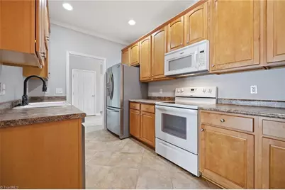 375 Northbridge Drive, High Point, NC 27265 - Photo 12
