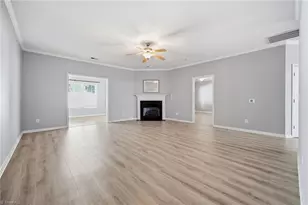 375 Northbridge Dr, High Point, NC 27265 - Photo 14