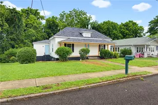 527 Denny St, High Point, NC 27262 - Photo 1