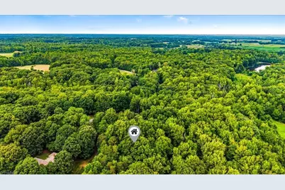 8006 Chatsworth Court, Browns Summit, NC 27214 - Photo 10