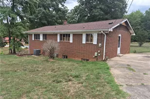 3150 Wentworth St, Reidsville, NC 27320 - Photo 22