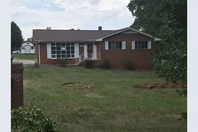 3150 Wentworth Street, Reidsville, NC 27320 - Photo 1