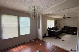 128 Loy Dr, Pelham, NC 27311 - Photo 4