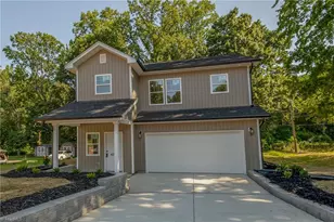 4247 Compton Dr, Winston-Salem, NC 27107 - Photo 2