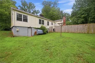 5002 Cherry St, Winston-Salem, NC 27105 - Photo 26