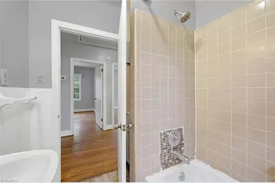 5002 Cherry Street, Winston-Salem, NC 27105 - Photo 18
