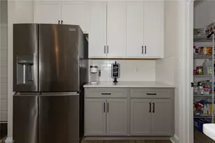 1728 Eastover Dr, Kernersville, NC 27284 - Photo 18