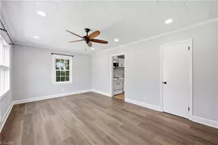 204 Springwood Dr, Burlington, NC 27215 - Photo 4