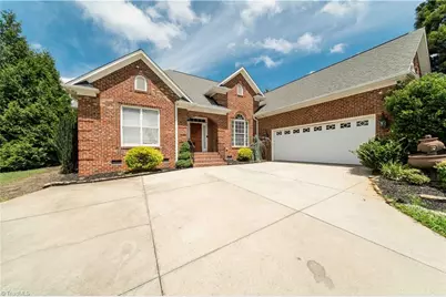 4617 Kellys Trail, Winston-Salem, NC 27101 - Photo 4